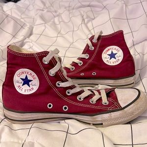 maroon converse womens 7.5